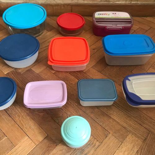 Tupperware used, pack of 11, 2 glass, various retro sizes