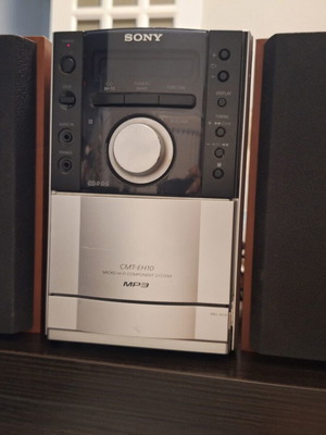Sony CMT-EH10 Micro HiFi μεταχειρισμένο, λειτουργικό, χωρίς κεραία και τηλεχειριστήριο