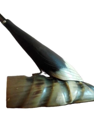 Vintage Bird Figurine made of Natural Horn, circa 1950, like new
