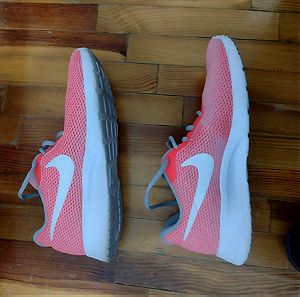 Nike tanjun