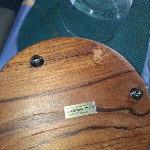 Cheese dish like new with wooden base and glass lid