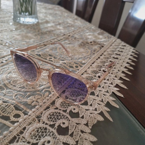 Jfull sunglasses like new, soft pink and purple