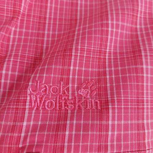 Jack Wolfskin women's short-sleeve checked shirt large, like new, fuchsia