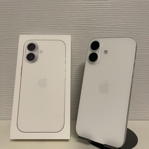 Apple iPhone 17 white 256GB with cracked screen
