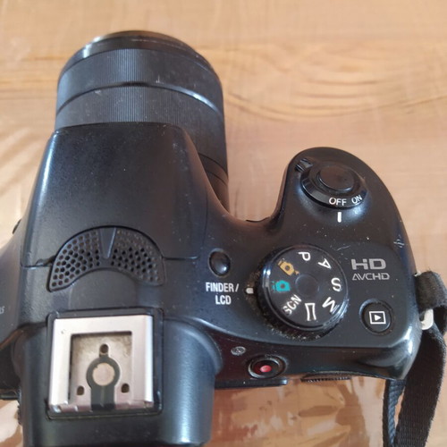 Sony A3000 camera used with E 18-55 3.5-5.6 OSS lens and accessories