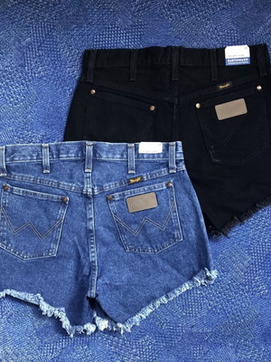 Wrangler Reworked Denim Shorts new, women's size 27, black and blue