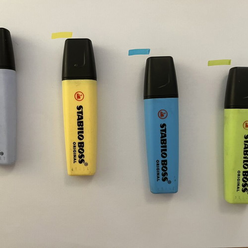 Stabilo highlighters set of 4 used, 3 pastel and 1 blue
