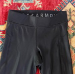 Under Armour women's leggings like new, size S/M, black