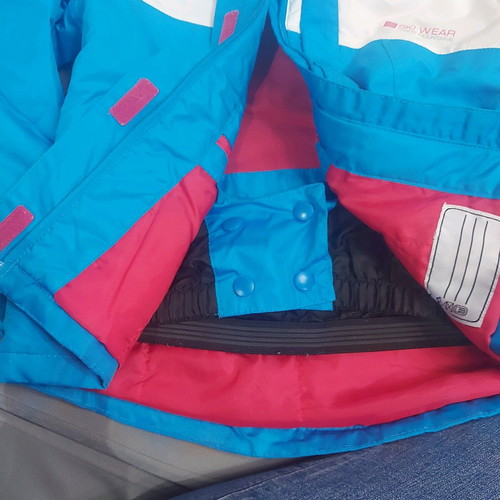 Snow jacket like new, multicolor, for girls aged 6-8