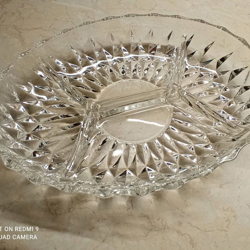 Glass oval platter like new for nuts with compartments