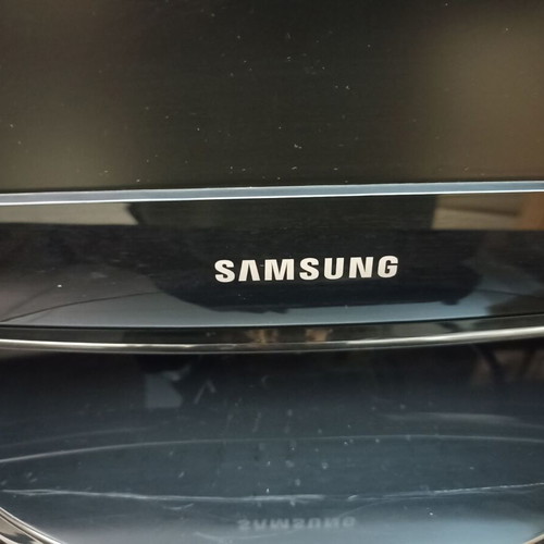 Samsung TV used, model LE 19R86BD with Power Plus remote