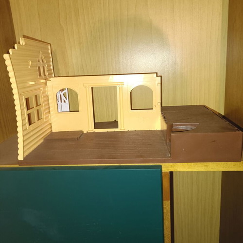 Open wooden dollhouse like new