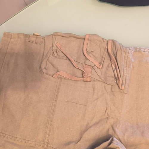 Men's Beige Linen Bermuda Shorts like new, size M, with pockets