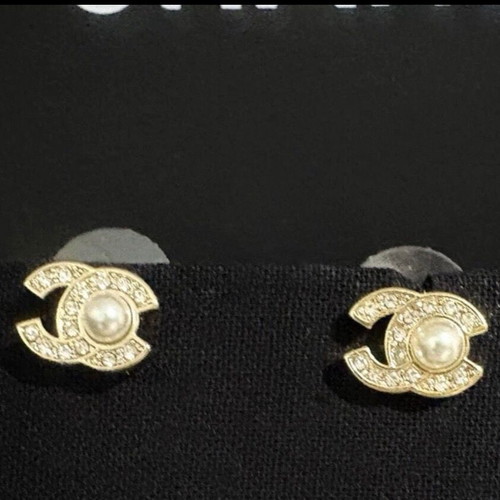 Chanel Classic Mini Logo Light Gold Stud Earrings like new with pearl