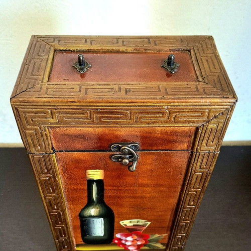 Wooden vintage box for 2 wine bottles with handmade painting like new