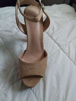 Pumps beige women size 40 like new
