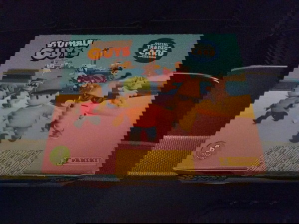  "...PANINI - STUMBLE GUYS TRADING CARDS..."