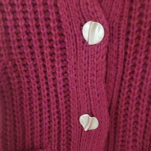 Knitted vest with gold buttons like new, burgundy, size M