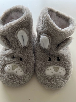 Children's slippers used bunny design EU34 gray