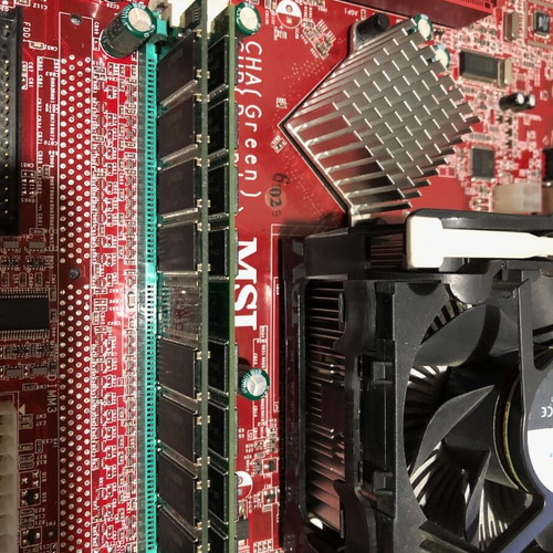 Intel Pentium 4 2.8GHz with MSI PT8 Neo-V motherboard and 1.5 GB RAM used