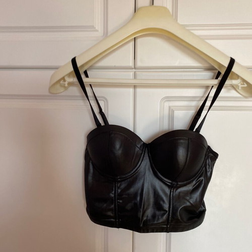 Leather top like new, black, one size