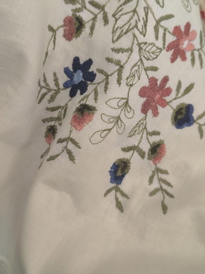 Cotton Tablecloth with Hand and Cut Embroidery, New, 105x100 cm