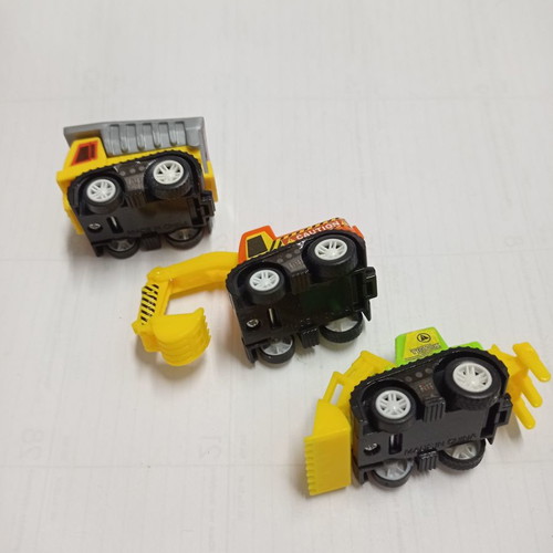 Toy cars used, pack of 8 different pull back vehicles
