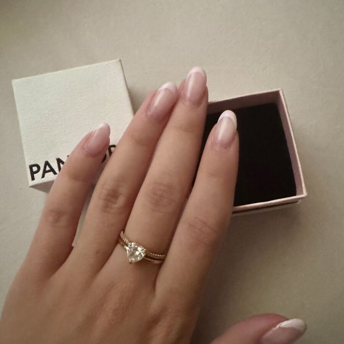 Pandora K14 gold plated ring with heart-shaped cubic zirconia