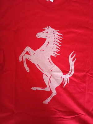 Κοντομάνικη μπλούζα Ferrari κόκκινη καινούργια, μέγεθος XL