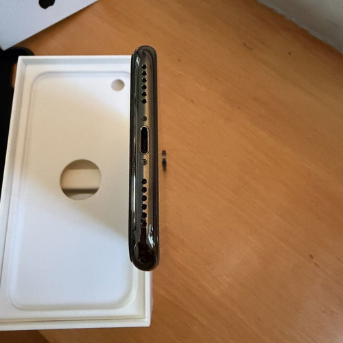 Apple iPhone X 64GB like new, black, graffiti