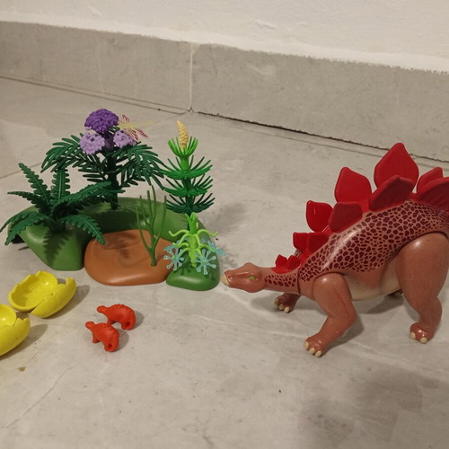 Playmobil 5232 Stegosaurus with Nest set