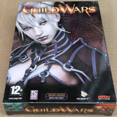 Guild Wars PC CD-ROM like new, complete in box