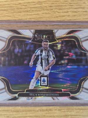 Teun Koopmeiners Field Level Flash Serie A Select 2025-2026 card