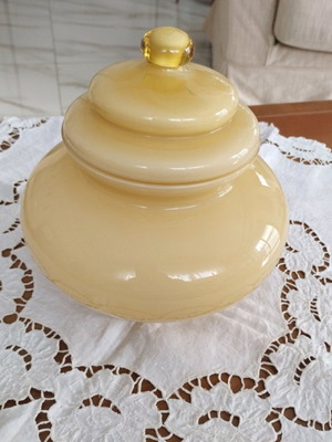 Vintage φοντανιέρα Opaline μπεζ γαλακτερή σαν καινούργια 20εκ. με δώρο σεμέν