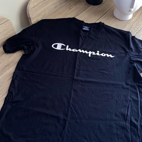 Champion short-sleeve shirt like new, size L, black