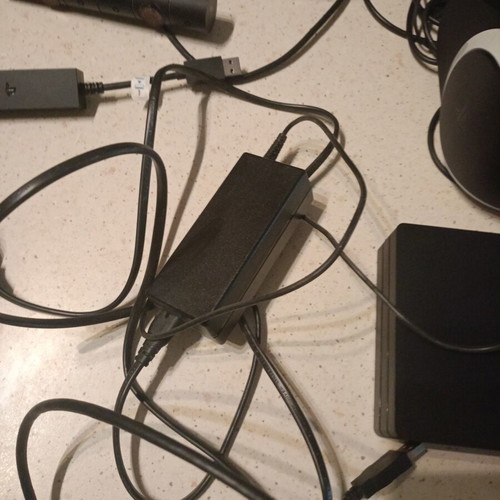 PSVR1 with Move Motion Controllers and PS5 Adaptor like new