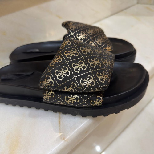 Guess sandals like new, size 40, black and gold