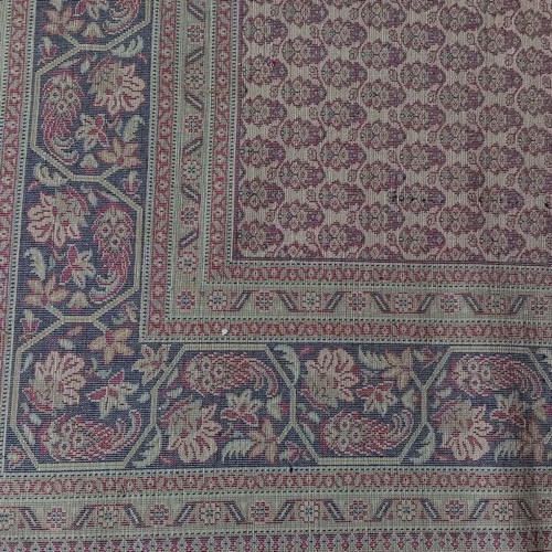 Roubayat Persian rug used, 2.74 x 1.98 m, classic design