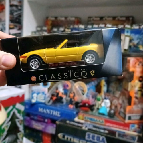 Ferrari Collezione Classico by Shell, new, 3 metal models 1:38 scale