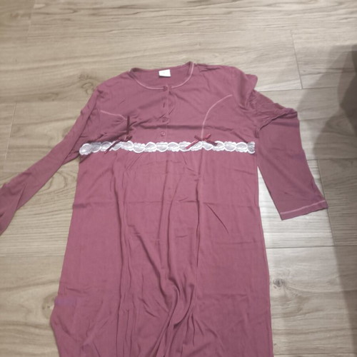 Relax Anatomic women's nightgowns like new, size L, grey and pomegranate pink