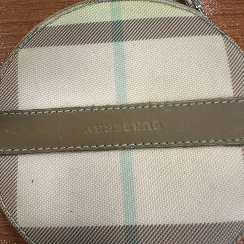 Burberry small wallet like new in pink color