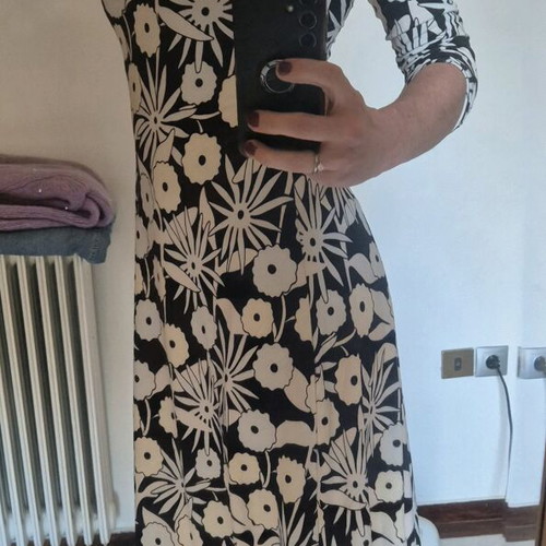 Maxi dress black and white with slit like new