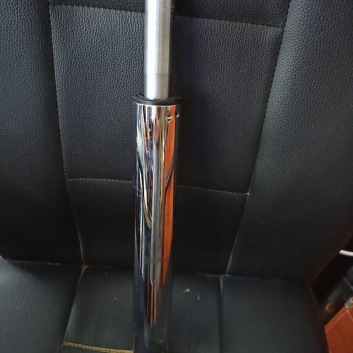 Chair gas lift 75cm like new, adjustable 48-71 cm