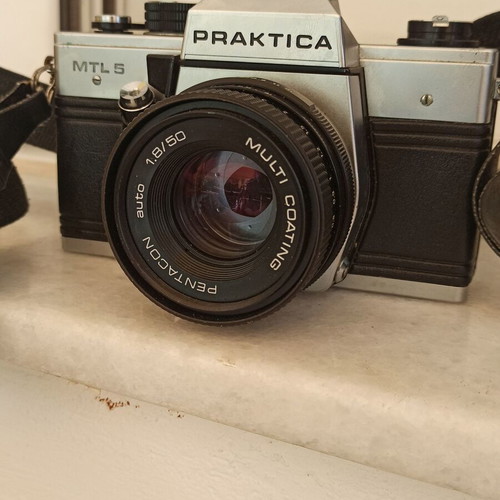 Praktica MTL 5 camera used, film, with case
