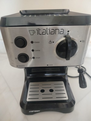 Gruppe Espresso Machine 1050W 20bar Pressure Inox CM4677 like new with coffee cutter gift