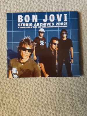 Bon Jovi Studio Archives 2002 CD like new, rock