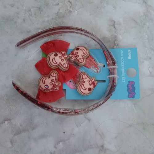Headband new with two clips and two matching elastics red