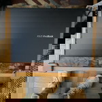  Asus vivobook laptop