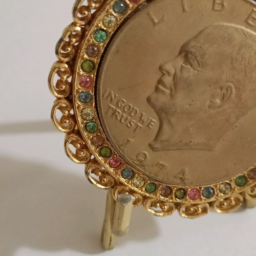 Eisenhower decorative gold-plated medal used, galvanized, vintage jewelry