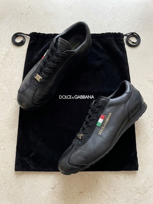 Dolce & Gabbana Italia low-top leather sneakers, black